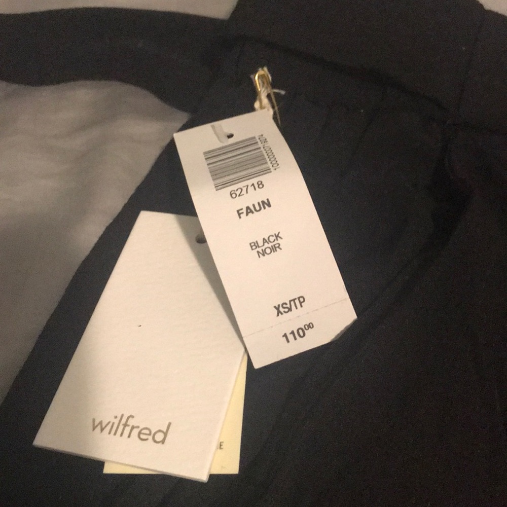 Women’s black pants - Picture 2 of 2